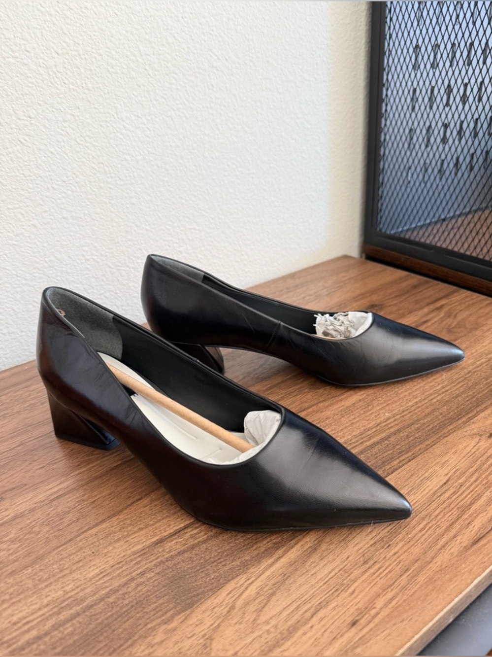 NWOB Franco Sarto Racer Black Leather Dress Pump Sz 7W